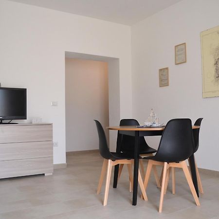 Dama Bianca Hotel Alghero Bagian luar foto